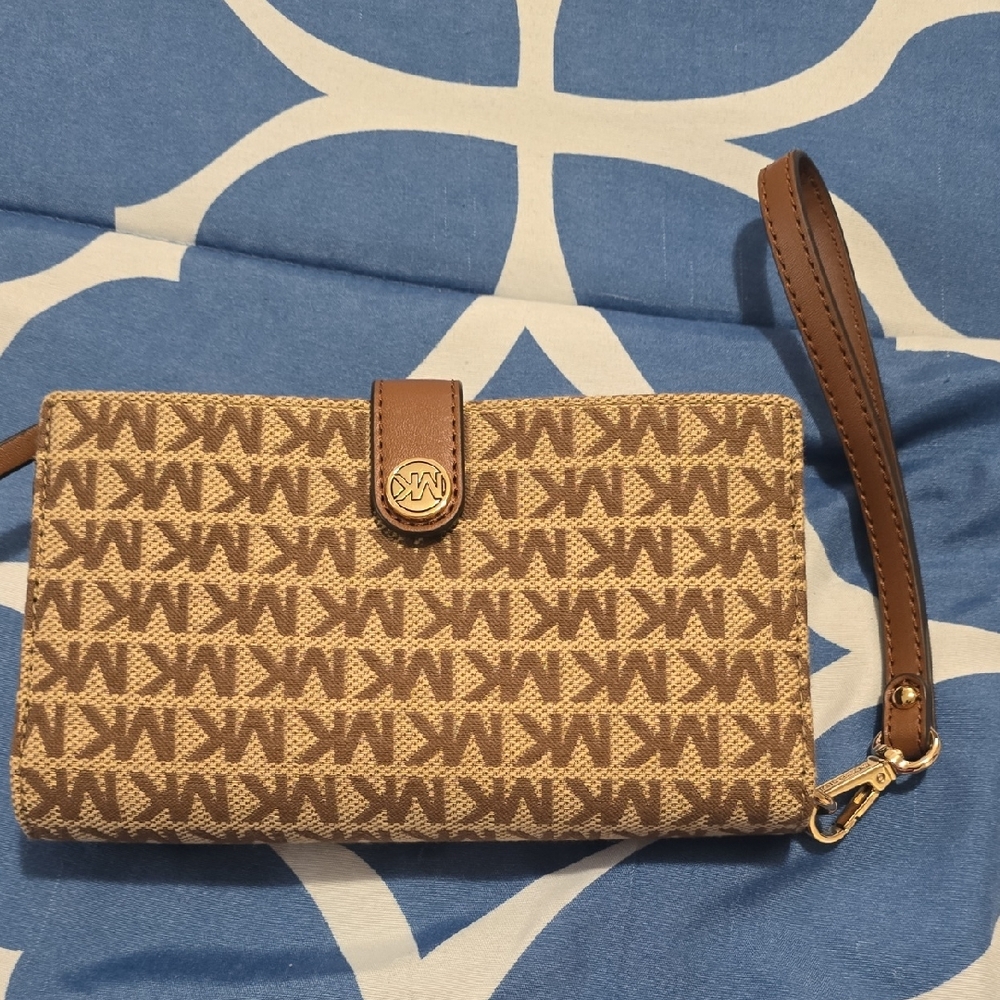 Michael Kors Tan and Brown Logo Wristlet